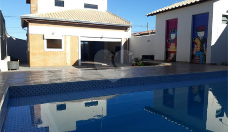 Casa à venda com 1 suíte em Residencial Parque Laguna, Salto, SP