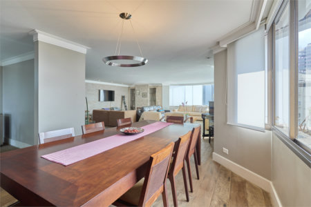 Apartamento à venda com 4 quartos, sendo 3 suítes, em Campo Belo, São Paulo, SP
