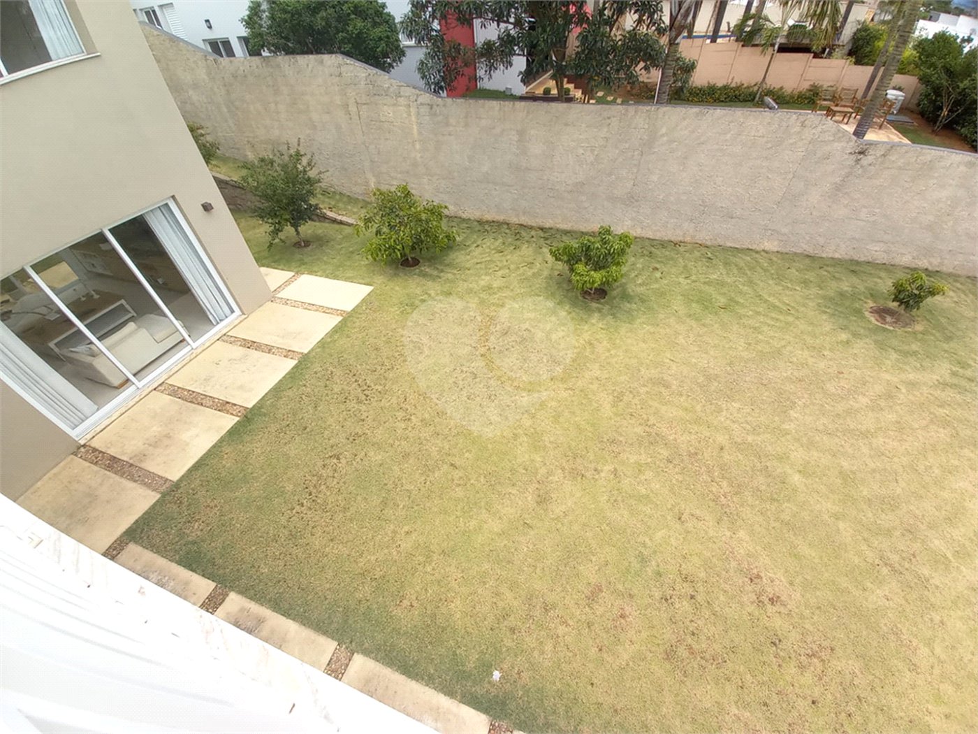 Casa à venda com 3 suítes no condomínio Alpes de Vinhedo, Vinhedo - SP