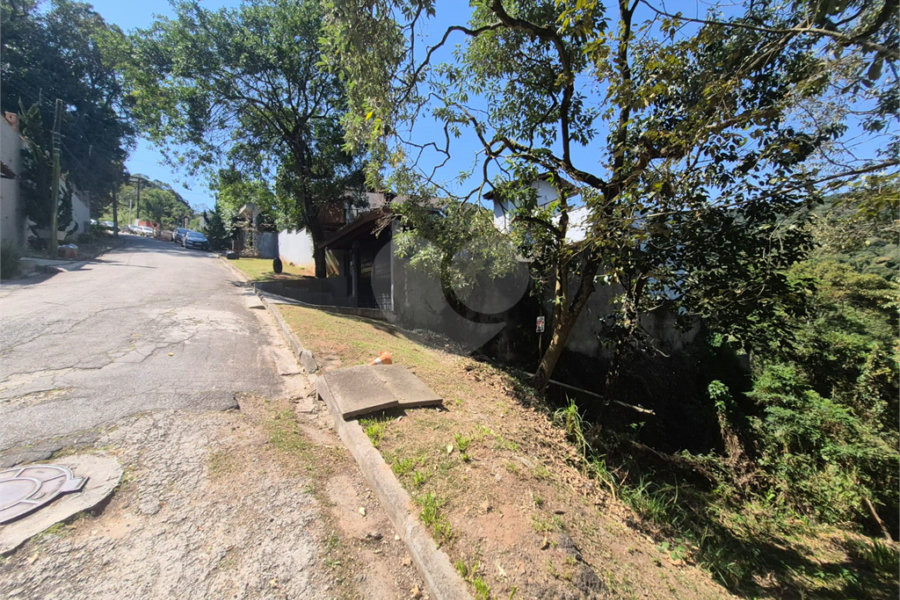 Casa à venda no condomínio Alpes da Cantareira, Mairiporã - SP