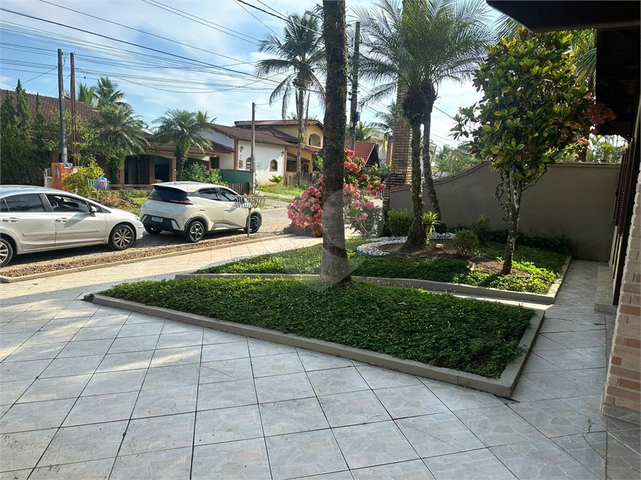 Casa à venda com 3 quartos, sendo 1 suíte,  no condomínio Morada da Praia, Bertioga - SP
