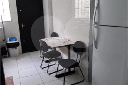 Sobrado à venda com 4 quartos, sendo 1 suíte, em Pacaembu, São Paulo, SP