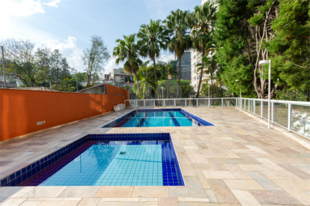 Apartamento à venda com 4 quartos, sendo 3 suítes,  em Real Parque, São Paulo, SP