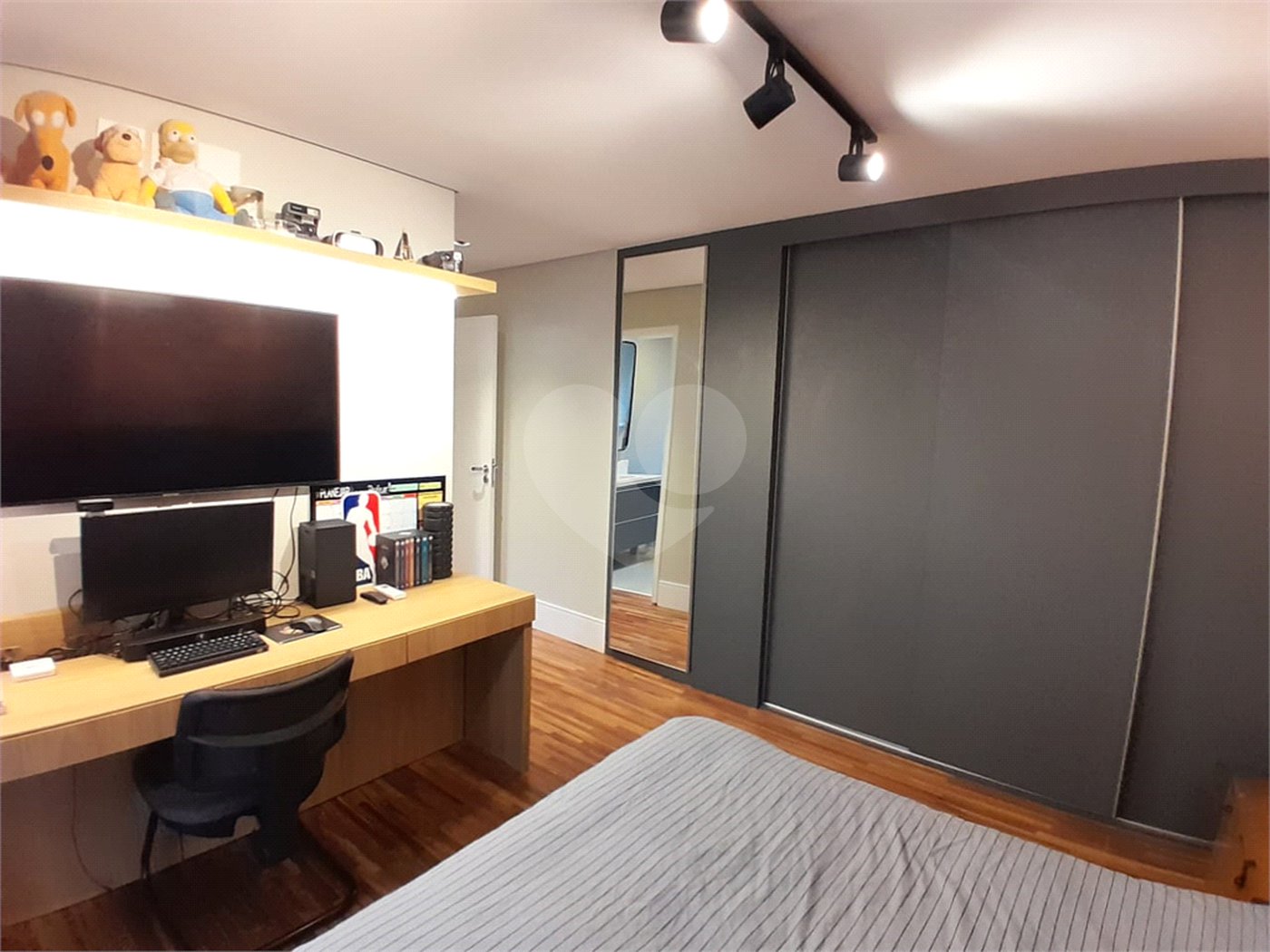 Casa à venda com 3 suítes no condomínio Suíça da Cantareira, Mairiporã - SP