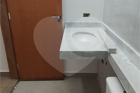Casa Térrea à venda com 3 quartos, sendo 1 suíte,  em Nova Cerejeira, Atibaia, SP