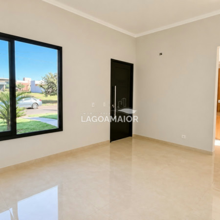 Casa à venda com 3 suítes em Residencial Costa Leste, Três Lagoas, MS