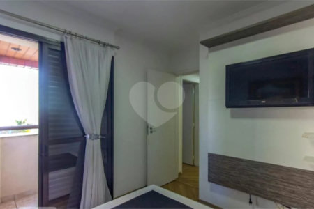 Apartamento à venda com 3 quartos, sendo 1 suíte,  em Vila Regente Feijó, São Paulo, SP