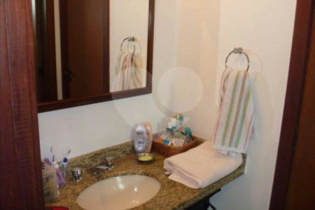 Apartamento à venda com 4 quartos, sendo 2 suítes,  em Vila Suzana, São Paulo, SP