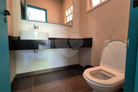 Casa à venda com 3 quartos, sendo 1 suíte,  no condomínio Vinhas da Vista Alegre - Lado Sede, Vinhedo - SP