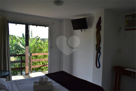 Hotel à venda com 12 quartos, sendo 13 suítes,  em Alto de Búzios, Armação dos Búzios, RJ