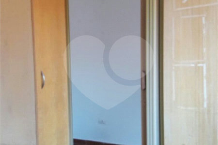 Casa Térrea à venda ou para alugar com 4 quartos, sendo 1 suíte, em Jardim Aeroporto, São Paulo, SP