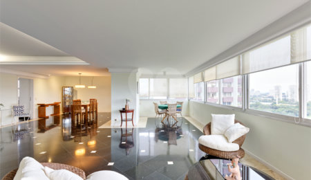 Apartamento à venda com 4 suítes em Jardim Marajoara, São Paulo, SP