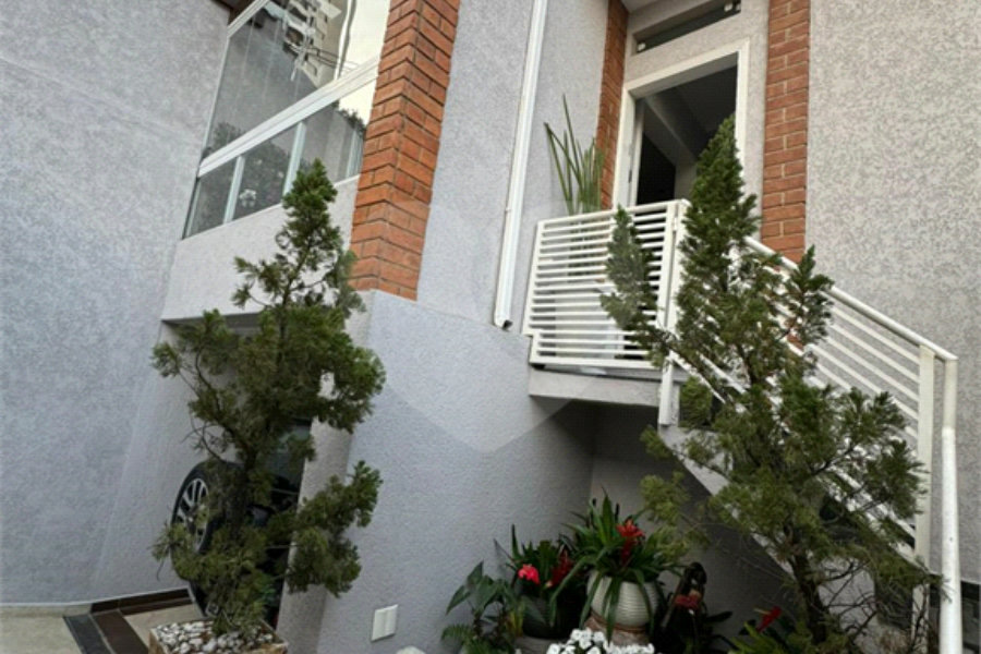 Sobrado à venda com 4 suítes em Jardim São Paulo(zona Norte), São Paulo, SP