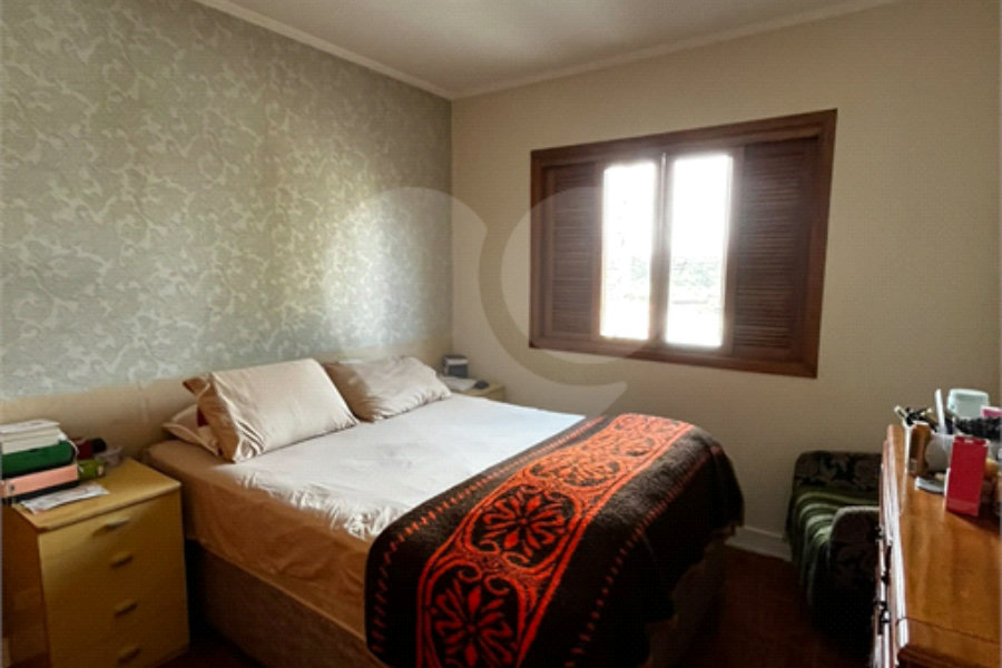 Sobrado à venda com 3 quartos, sendo 1 suíte, em Jaraguá, São Paulo, SP