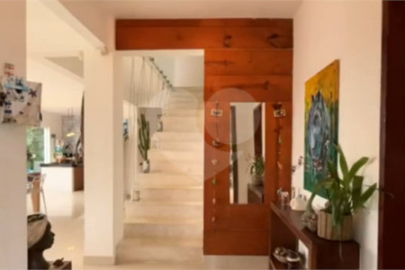 Casa à venda com 4 quartos, sendo 2 suítes,  em Albatroz, Armação dos Búzios, RJ