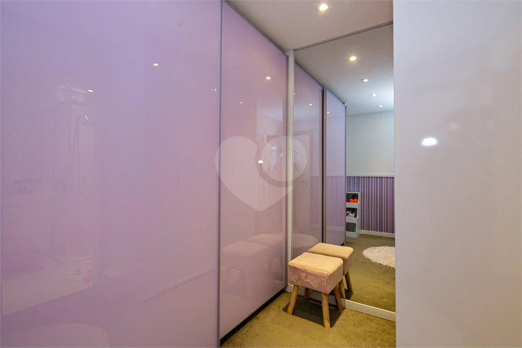 Casa à venda com 3 suítes no condomínio Modigliani, São Paulo - SP