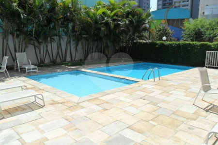 Apartamento à venda com 3 quartos, sendo 1 suíte, em Vila Andrade, São Paulo, SP