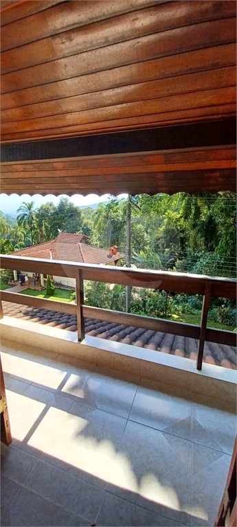 Casa à venda com 3 quartos, sendo 1 suíte, no condomínio Clube de Campo Fazenda Tabarã, Mairiporã - SP