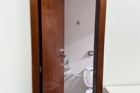 Sobrado à venda ou para alugar com 3 suítes em Vila Sônia, São Paulo, SP