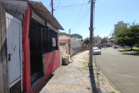 Casa à venda com 2 quartos em Vila Bissoto, Valinhos, SP