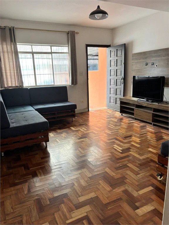 Sobrado à venda com 4 quartos, sendo 2 suítes, em Jaguaré, São Paulo, SP
