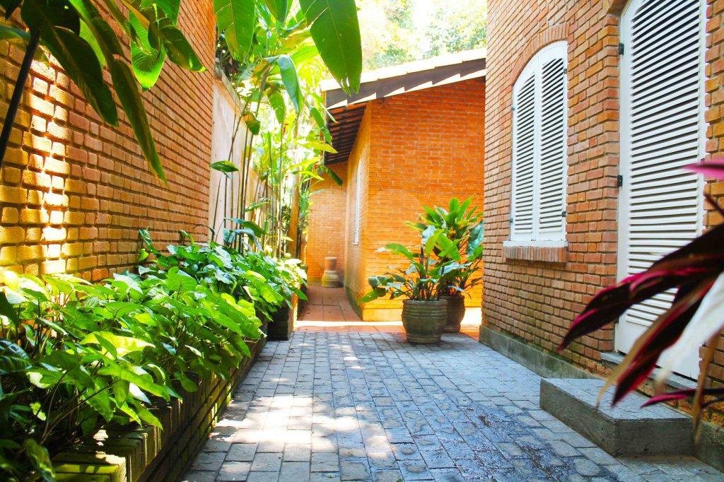 Casa à venda com 4 suítes em Alto da Boa Vista, São Paulo, SP