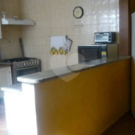 Sobrado à venda com 4 quartos, sendo 2 suítes, em Vila Paulicéia, São Paulo, SP