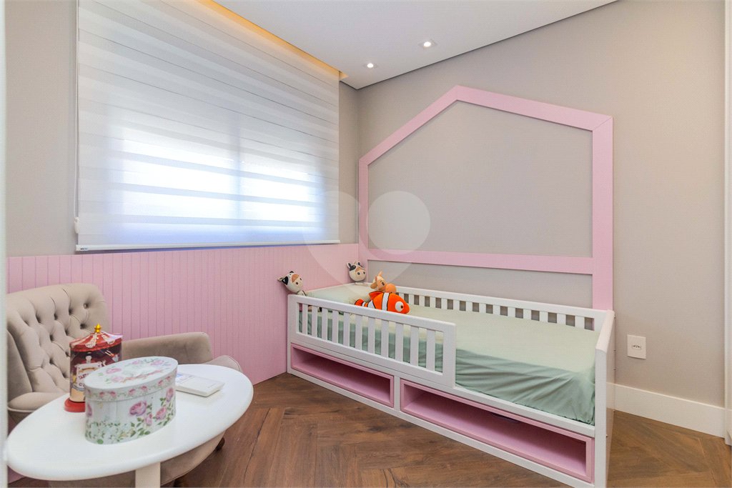 Apartamento à venda com 3 suítes em Vila Gumercindo, São Paulo, SP