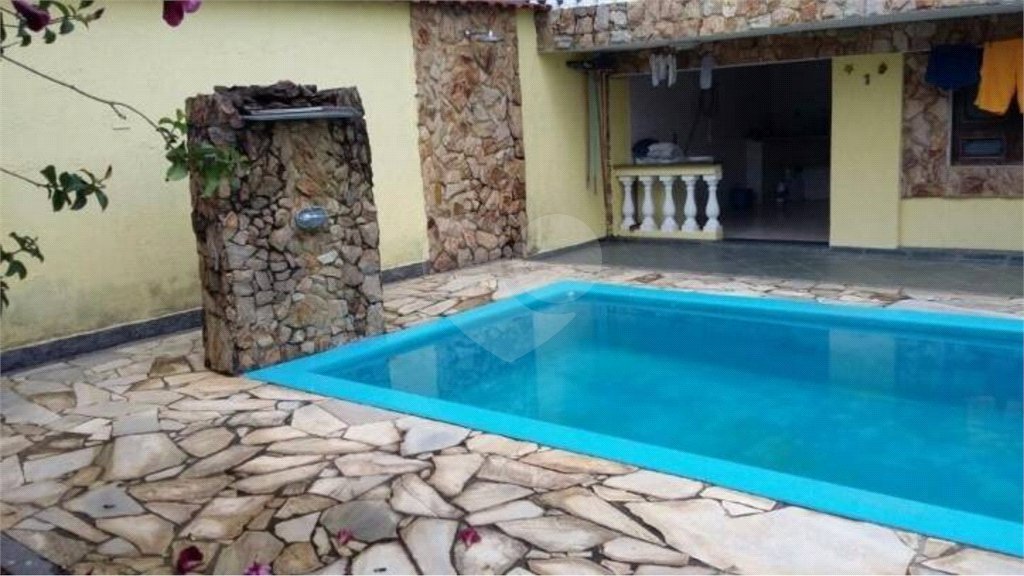 Casa à venda com 4 quartos, sendo 1 suíte, em Sesc, Suzano, SP