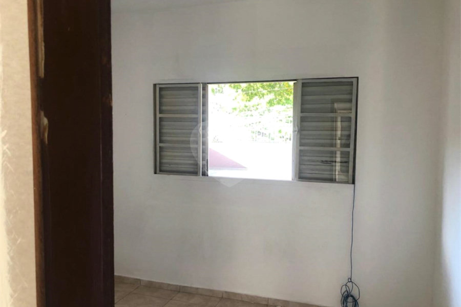 Sobrado à venda com 3 quartos, sendo 1 suíte,  em Serra da Cantareira, Mairiporã, SP