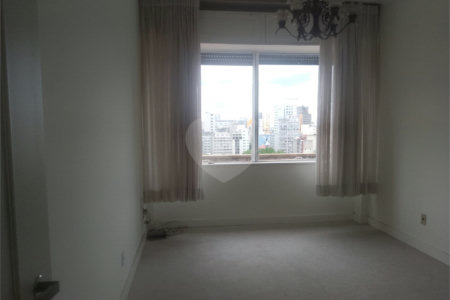 Apartamento à venda com 4 quartos, sendo 1 suíte, em República, São Paulo, SP