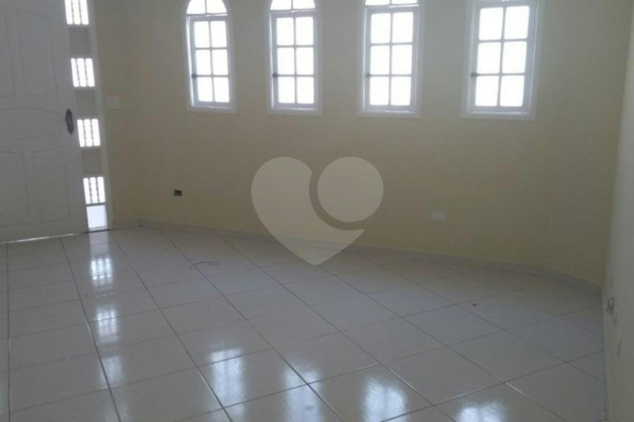 Casa à venda com 3 quartos, sendo 1 suíte, no condomínio São Marcos, São Paulo - SP