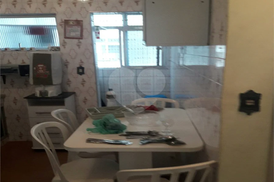 Apartamento à venda com 2 quartos em Caiçara, Praia Grande, SP