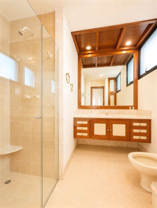 Apartamento à venda com 3 suítes em Moema, São Paulo, SP