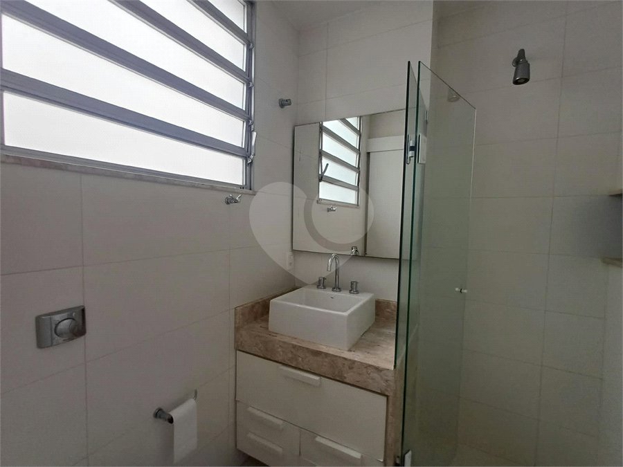 Apartamento à venda com 3 quartos, sendo 1 suíte,  em Lagoa, Rio de Janeiro, RJ