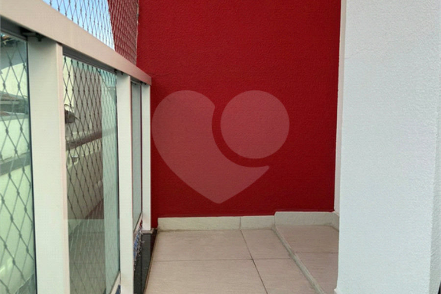 Casa à venda com 2 suítes no condomínio Independence, São Paulo - SP