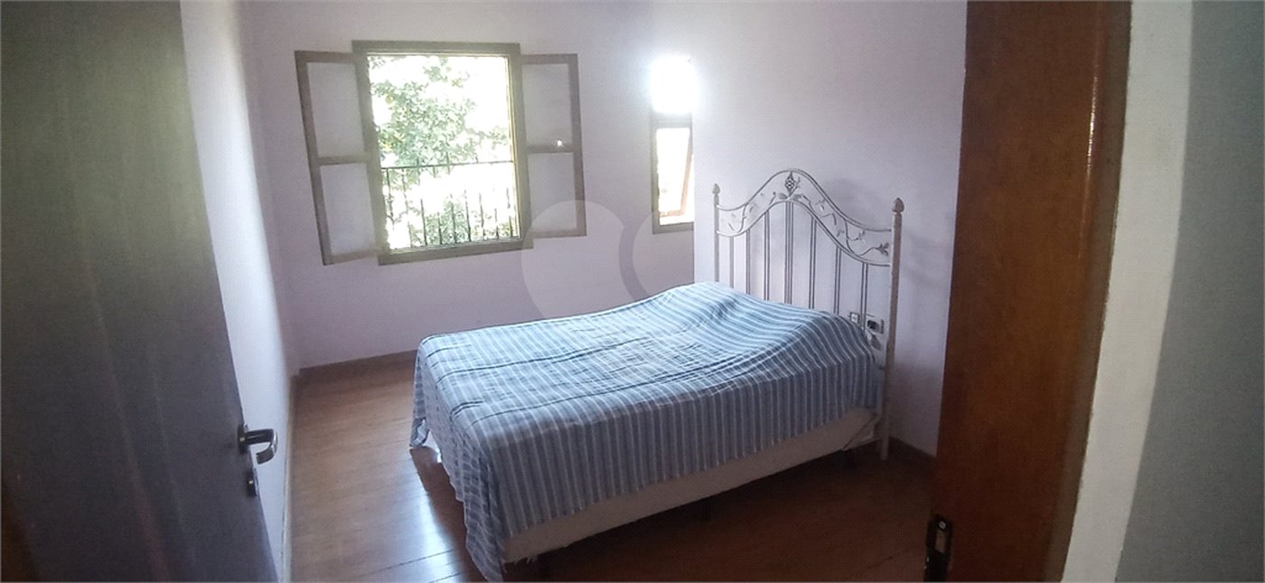 Casa à venda com 5 quartos, sendo 1 suíte, em Roseira, Mairiporã, SP