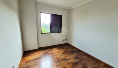Apartamento à venda com 3 quartos, sendo 1 suíte,  em Vila Indiana, São Paulo, SP