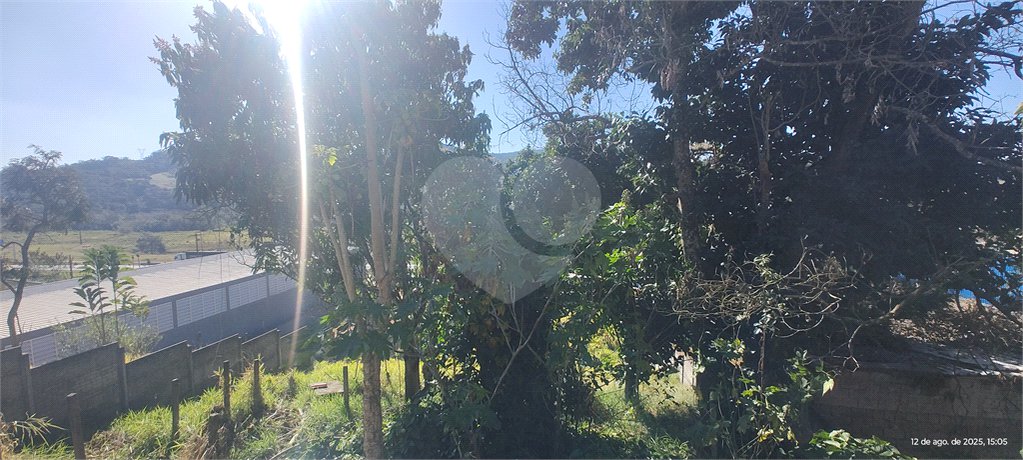 Chácara à venda com 3 quartos, sendo 1 suíte, no Centro, Nazaré Paulista, SP