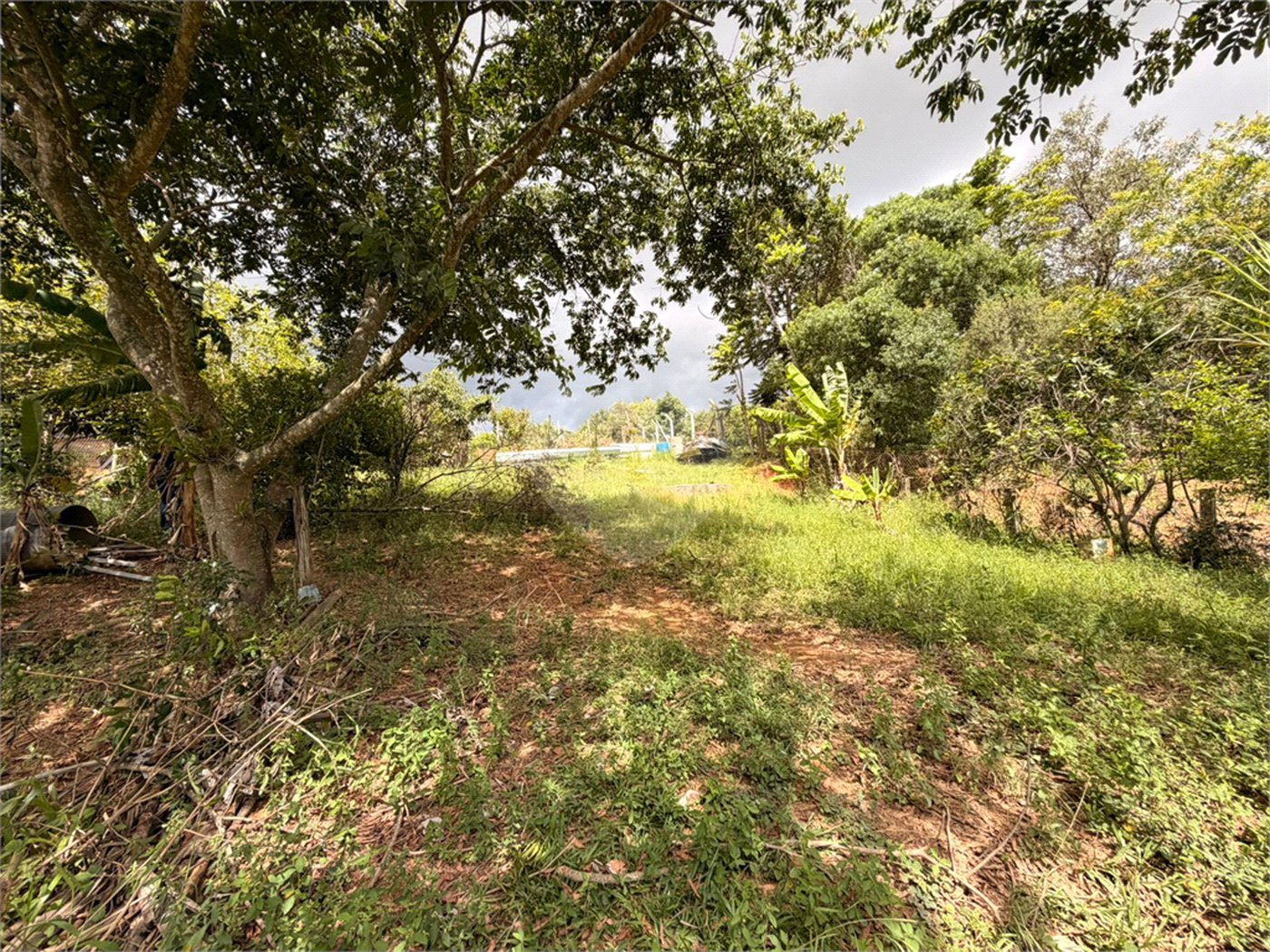 Chácara à venda com 3 quartos, sendo 1 suíte, no Centro, Araçoiaba da Serra, SP