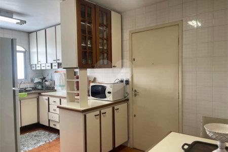 Apartamento à venda com 3 quartos, sendo 2 suítes,  em Bela Vista, São Paulo, SP