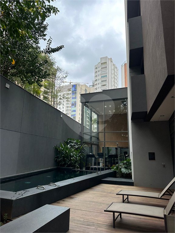 Apartamento à venda com 2 suítes em Vila Nova Conceição, São Paulo, SP