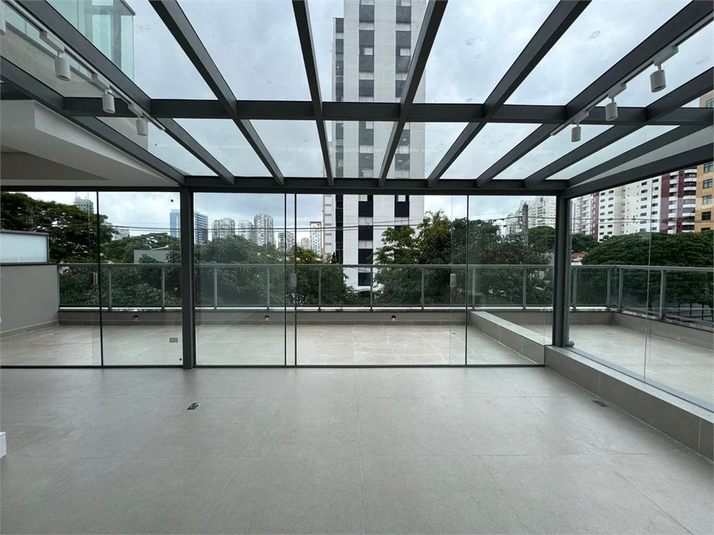 Studio à venda com 1 suíte em Vila Cordeiro, São Paulo, SP