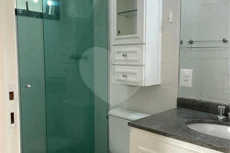 Apartamento à venda com 3 quartos, sendo 1 suíte,  em Vila Suzana, São Paulo, SP