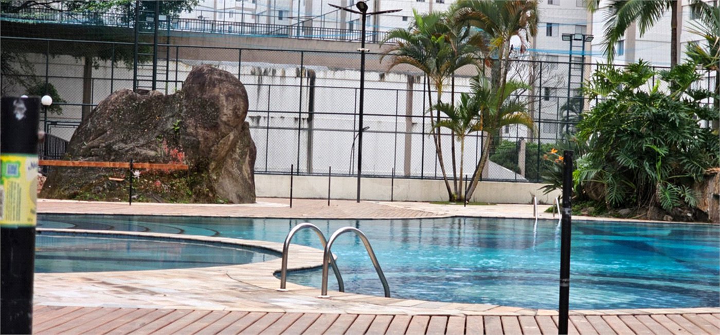 Apartamento para alugar com 2 quartos, sendo 1 suíte, em Jardim Íris, São Paulo, SP