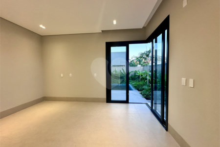 Casa à venda com 4 suítes no condomínio Supremo Itália, Cuiabá - MT