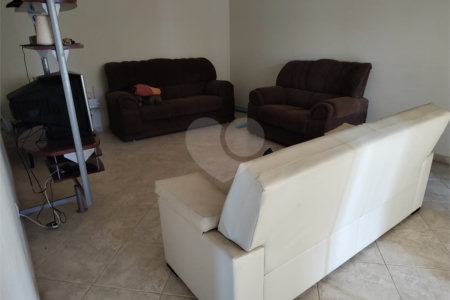 Chácara à venda com 3 quartos, sendo 1 suíte, em Bairro do Machadinho, Angatuba, SP