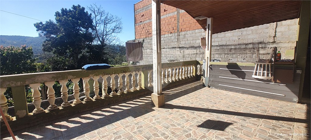 Chácara à venda com 3 quartos, sendo 1 suíte, no Centro, Nazaré Paulista, SP