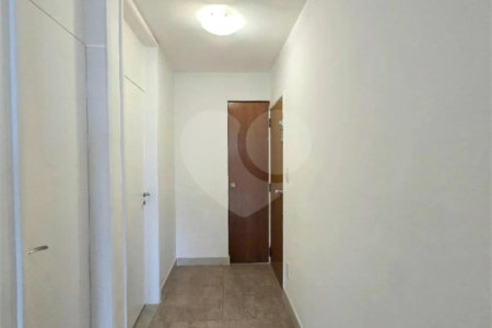 Apartamento à venda com 2 quartos em Itaim Bibi, São Paulo, SP