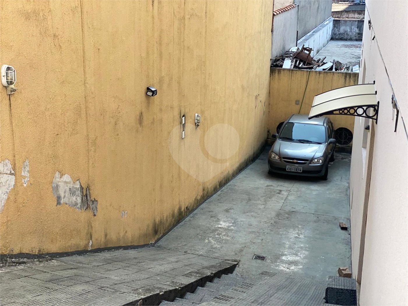 Casa à venda com 3 quartos, sendo 1 suíte, em Santana, São Paulo, SP